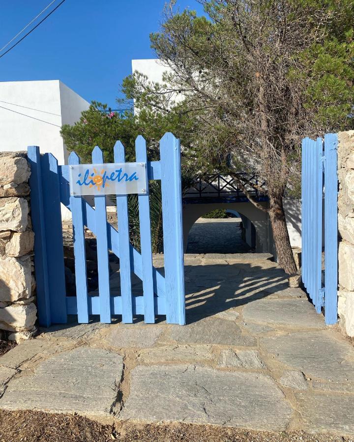 Iliopetra Studios Chrisi Akti  Exterior foto